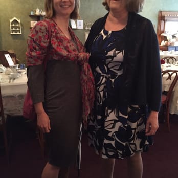 Piccadilly Parlour Victorian Tea Room - Mom to be and grandma to be - Tea Rooms Near Me - Canfield, Ohio