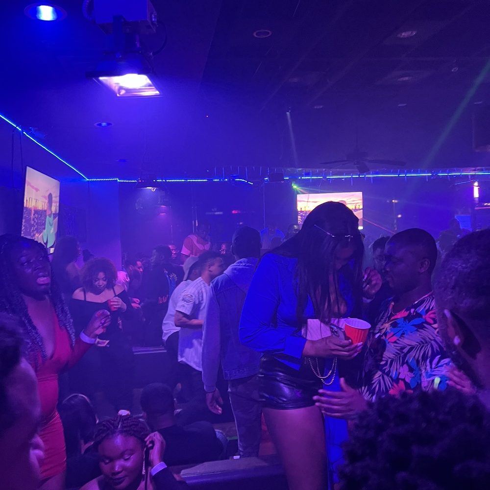 Xsheesha - Hookah Bars Near Me - Addison, Texas