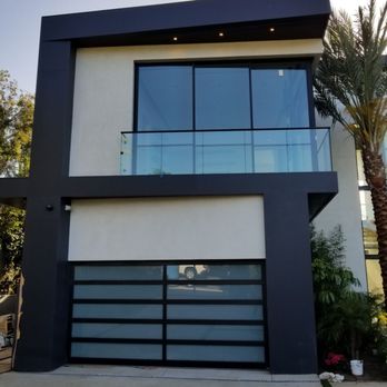 Sami's Classic - a modern home with a glass balcony - General Contractors Near Me - Sherman Oaks, California