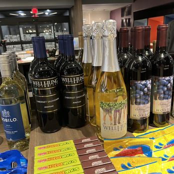 Tru by Hilton Ashburn One Loudoun - Local wine - Hotels Near Me - Ashburn, Virginia Tru by Hilton Ashburn One Loudoun - Local wine - Hotels Near Me - Ashburn, Virginia