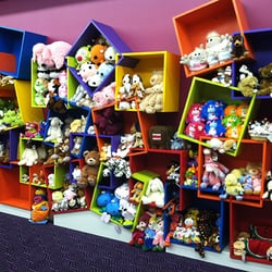 Toys for Thought - Lions and tigers and Domo, oh my!