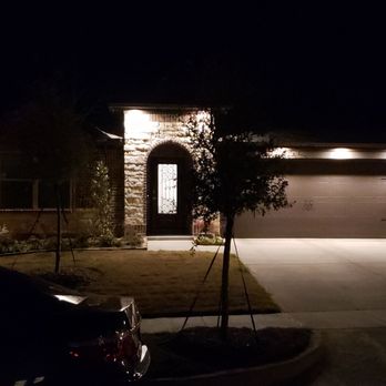 Gizmo Electric - Installation of 6 halo lights - Electricians Near Me Gizmo Electric - Installation of 6 halo lights - Electricians Near Me