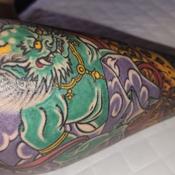 Boartooth Tattoo - Tattoo Near Me - Los Angeles, California