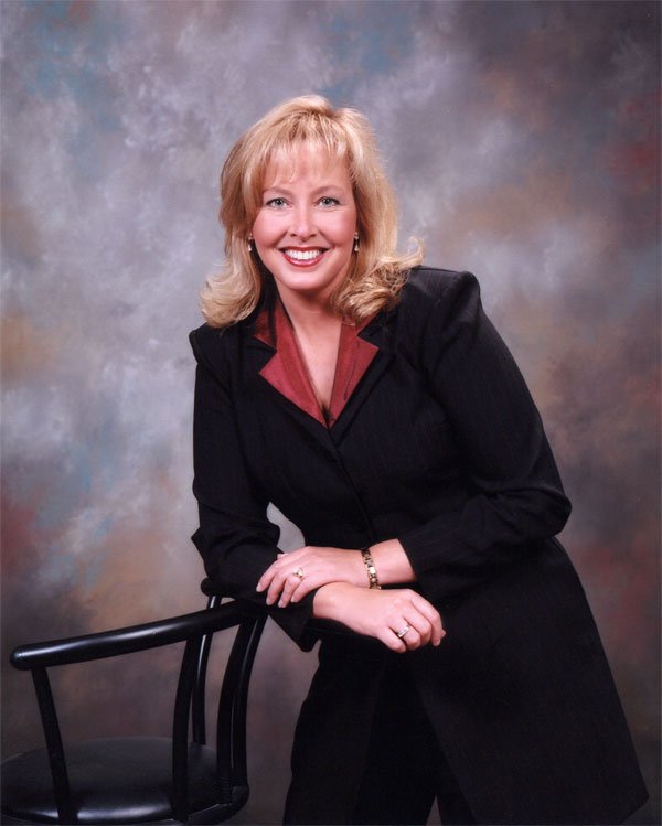 JAMI MCMULLEN PMZ REAL ESTATE 3800 Geer Rd, Turlock, California
