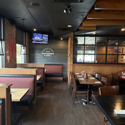 Swiss Chalet - Dining Area