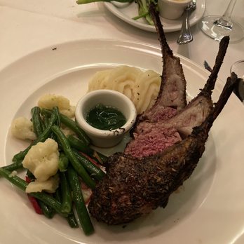 Hy's Steak House - Steakhouses Near Me - Honolulu, Hawaii Hy's Steak House - Steakhouses Near Me - Honolulu, Hawaii