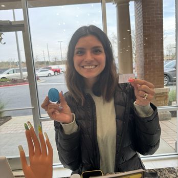 Lush Nail Bar - Nail Salons Near Me - Acworth, Georgia