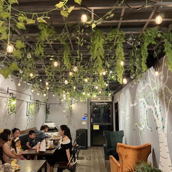 Phuc Long - Interior | IG: @socalnomnoms - Coffee & Tea Near Me - Garden Grove, California Phuc Long - Interior | IG: @socalnomnoms - Coffee & Tea Near Me - Garden Grove, California