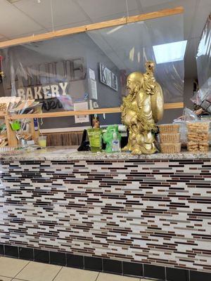 Ai Hue's Bakery & Deli by null