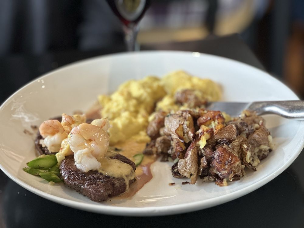 Cooper's Hawk Winery & Restaurant Cooper's Hawk Winery & Restaurant