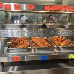 Gold Eagle Market - Fried food choices