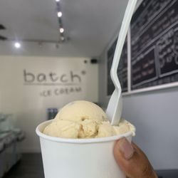 Batch Ice Cream - Brown Sugar Bourbon + Pecans single scoop
