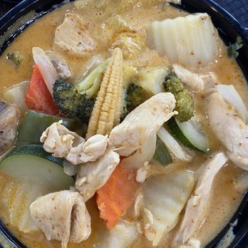 Sticky Rice - Richardson - Chicken curry - Thai Near Me - Richardson, Texas Sticky Rice - Richardson - Chicken curry - Thai Near Me - Richardson, Texas