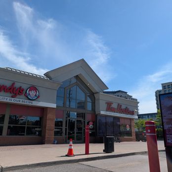Tim Hortons - Combo store - Bakeries Near Me - Woodbridge, Ontario