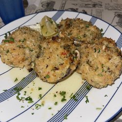 Baby Boomers Cafe - Stuffed Clams!
