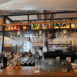 PIER69 - Inside bar