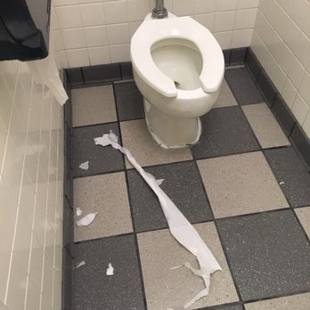 McDonald's - This was what the restroom looked like. I told them at the front and no one even check to see why I was talking about - Fast Food Near Me - Yorktown, Virginia