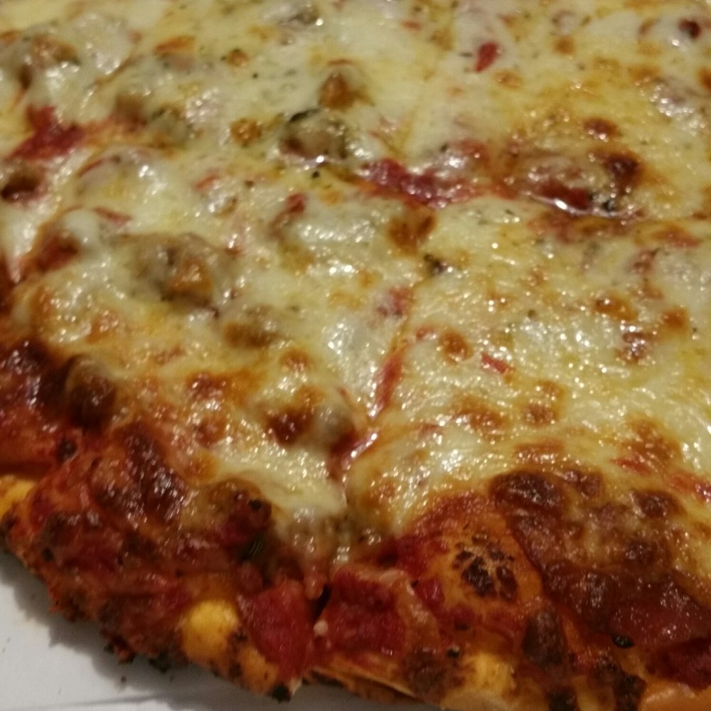 Generoso Pizza - Close up - Pizza Near Me - Glendale Heights, Illinois