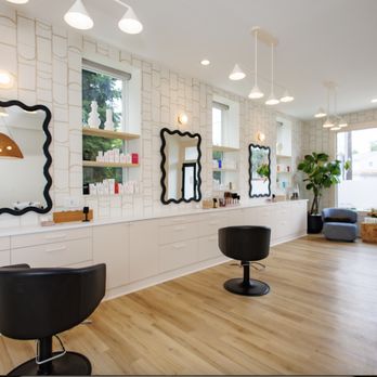 Kit - Hair Salons Near Me - Fort Thomas, Kentucky Kit - Hair Salons Near Me - Fort Thomas, Kentucky