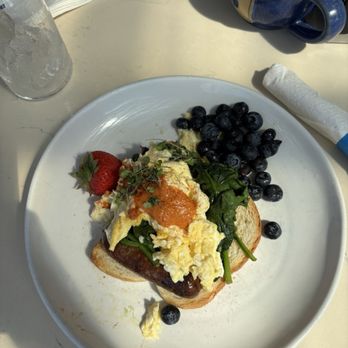 Blueberry's Grill - Chicken Sausage Avocado and Hummus toast. - Breakfast & Brunch Near Me - Myrtle Beach, South Carolina Blueberry's Grill - Chicken Sausage Avocado and Hummus toast. - Breakfast & Brunch Near Me - Myrtle Beach, South Carolina