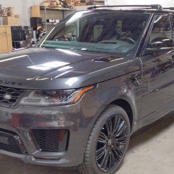 Rack N Road - 2019 range Rover with new Yakima flush cross bars installed via custom track - Outdoor Gear Near Me - San Rafael, California Rack N Road - 2019 range Rover with new Yakima flush cross bars installed via custom track - Outdoor Gear Near Me - San Rafael, California
