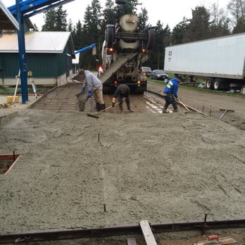 Pilchuck Construction - Pouring a 20'x85' concrete driveway in Stanwood. - General Contractors Near Me - Snohomish, Washington Pilchuck Construction - Pouring a 20'x85' concrete driveway in Stanwood. - General Contractors Near Me - Snohomish, Washington