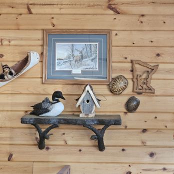 Lindas' Cafe - wo ducks on a shelf - Breakfast & Brunch Near Me - Rogers, Minnesota