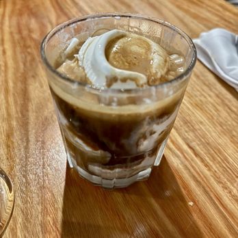Ombra Byob - The affogato was creamy and delicious with the espresso. - Italian Near Me - Havertown, Pennsylvania
