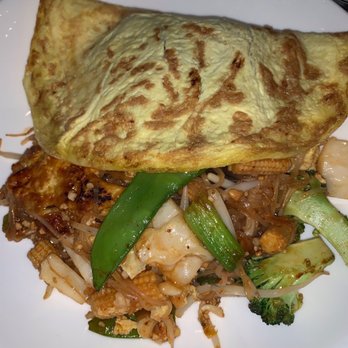 Thainamite Brady - Wrap a pad Thai - Sushi Bars Near Me - Milwaukee, Wisconsin Thainamite Brady - Wrap a pad Thai - Sushi Bars Near Me - Milwaukee, Wisconsin