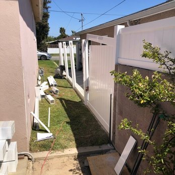 Vinyl Concepts - 6 ft wall - Fences & Gates Near Me - Thousand Oaks, California