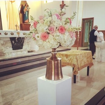 Princess Weddings & Occasions - Church - Floral Designers Near Me - Oshawa, Ontario