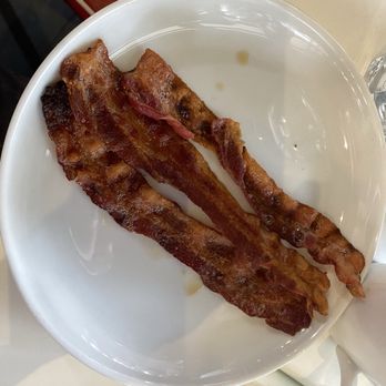 Loulou's Breakfast & Pizzeria - Burgers Near Me - Jasper, Alberta Loulou's Breakfast & Pizzeria - Burgers Near Me - Jasper, Alberta