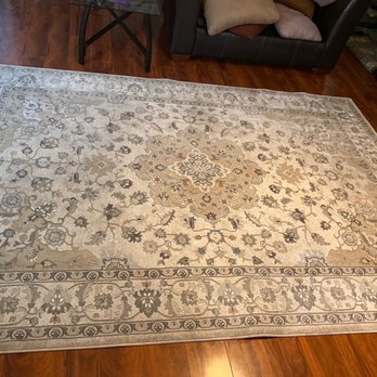 Pristine Cleaners - The rug looks brand new! - Carpet Cleaning Near Me