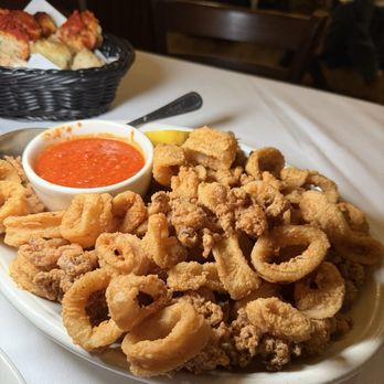 Carmine's - Time Square - Italian Near Me - New York, New York
