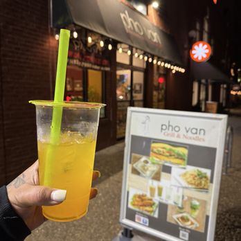 Pho Van - Vietnamese Near Me - Pittsburgh, Pennsylvania