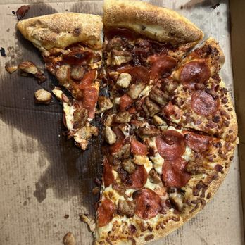 Little Caesars Pizza - Pizza Near Me - Clarksville, Tennessee Little Caesars Pizza - Pizza Near Me - Clarksville, Tennessee