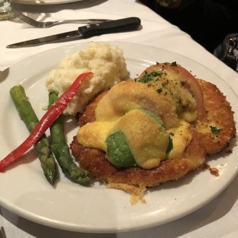 Dal Rae Restaurant - Chicken Monterey - Steakhouses Near Me - Pico Rivera, California Dal Rae Restaurant - Chicken Monterey - Steakhouses Near Me - Pico Rivera, California