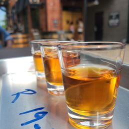 Seasonal flight: Bottled in Bond/Single Barrel