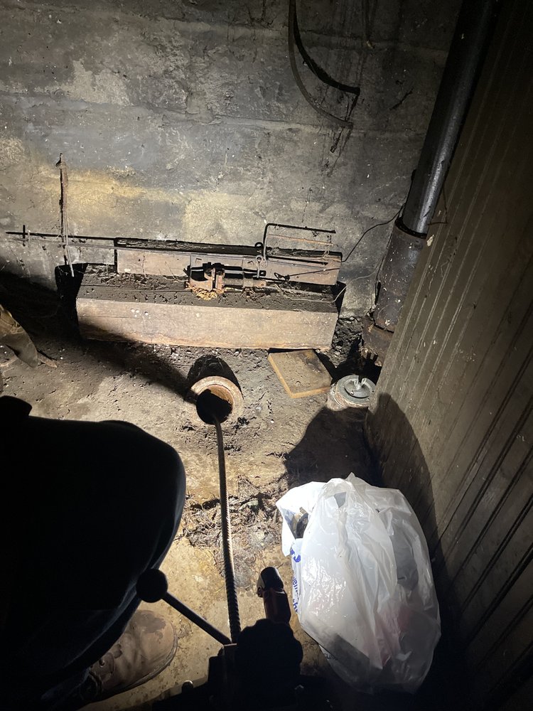 Slide of Randy's Sink & Sewer Service