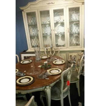 Peacock Lane Home - My dining room set!!! - Antiques Near Me - Oregon City, Oregon Peacock Lane Home - My dining room set!!! - Antiques Near Me - Oregon City, Oregon