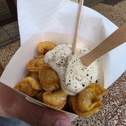 Indegno - Tortellini frito