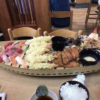Restaurant Kunio - The boat. Minimum 4 people for $32x4. - Japanese Near Me - Waipahu, Hawaii Restaurant Kunio - The boat. Minimum 4 people for $32x4. - Japanese Near Me - Waipahu, Hawaii