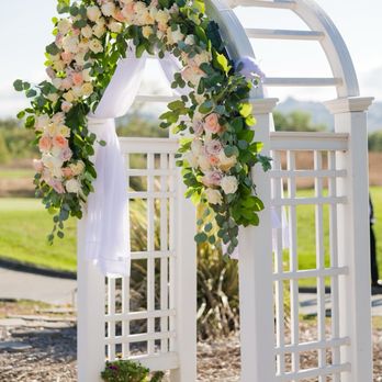 Bella Fleur Studios - Floral Designers Near Me - San Jose, California