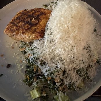 Pixca - Salad with salmon - American Near Me - Highland Park, Illinois