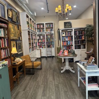 Sunny’s Bookshop - Bookstores Near Me - Los Angeles, California