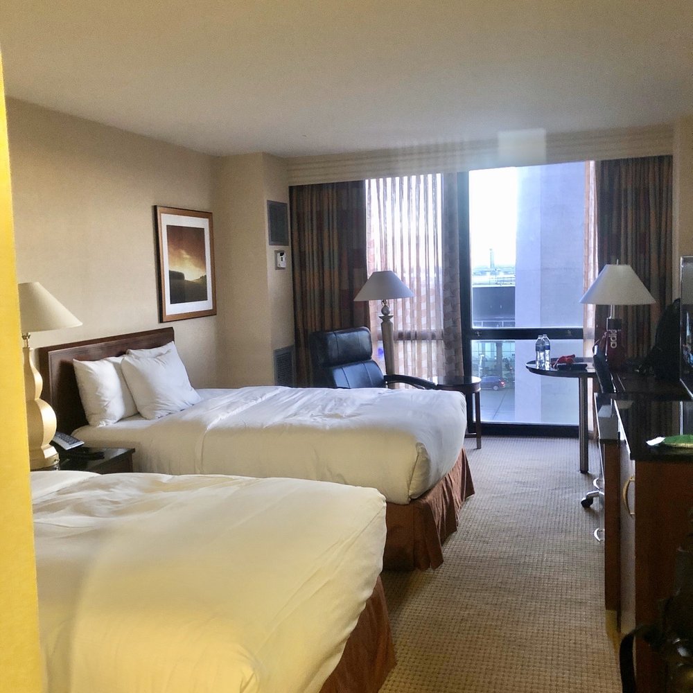 Hilton Chicago O'Hare Airport - Hotels Near Me - Chicago, Illinois