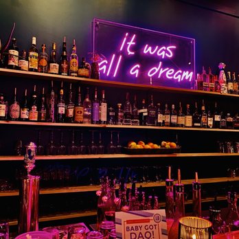 Low Down Bar - Bar - Cocktail Bars Near Me - Collingwood, Ontario