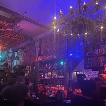 Devil's Reef - Cocktail Bars Near Me - Tacoma, Washington