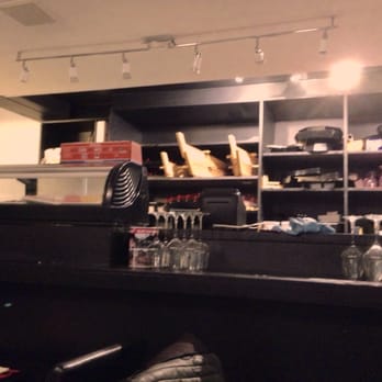 Toshi Sushi - Sushi Bars Near Me - Antwerp, VAN