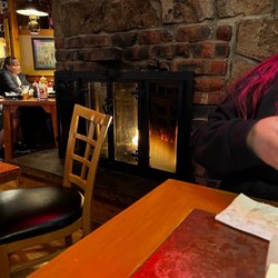 Hickory House Ribs & Steaks